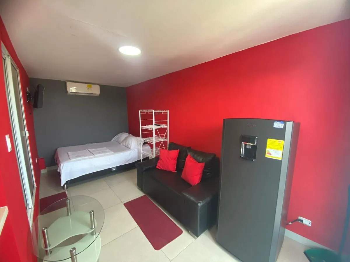 La Casita De Max Y Tim Apartaestudio 4To Piso contacts